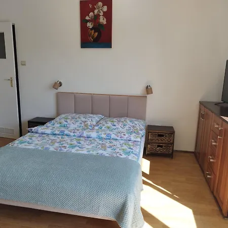 Gościnne U Basi Dożynkowa 6 3* Ostrowo (Puck)