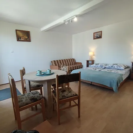 Maison d'hôtes Goscinne U Basi Dozynkowa 6