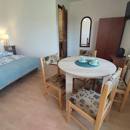 Gościnne U Basi Dożynkowa 6 Pensjonat 3*