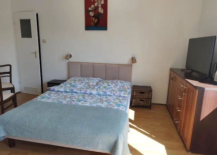 Goscinne U Basi Dozynkowa 6 3* Ostrowo (Puck)