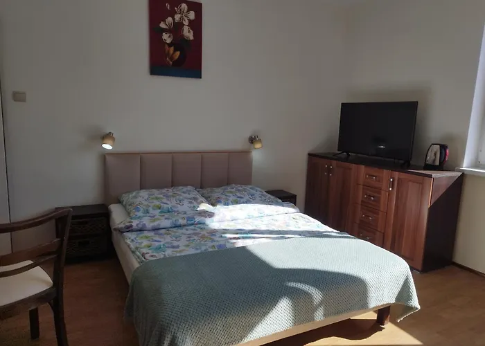 Goscinne U Basi Dozynkowa 6 3* Ostrowo (Puck)