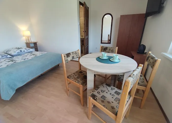 Goscinne U Basi Dozynkowa 6 Pensionat 3*