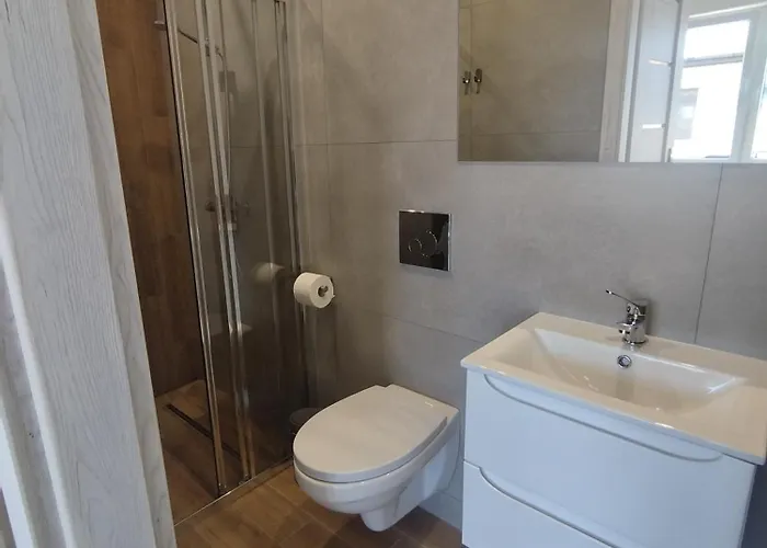 Goscinne U Basi Dozynkowa 6 3* Ostrowo (Puck)